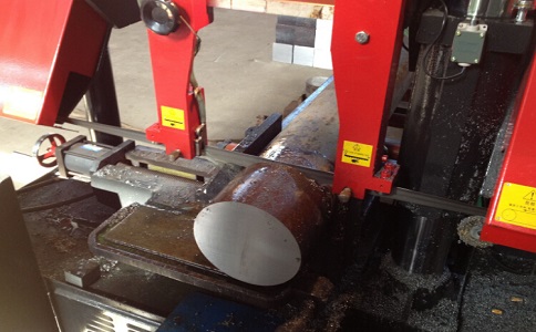 贵溪卧式带锯床加工时出现明显振荡如何排查？